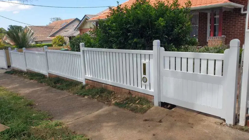 Classic timber gate with balustrade surrounds, primed