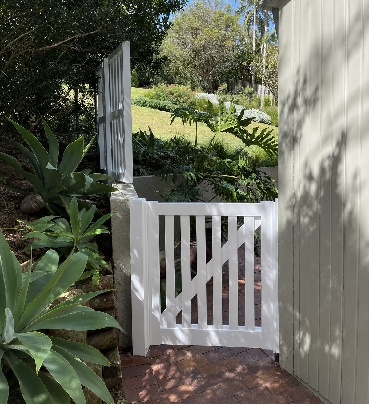 Avalon Balustrade 66mm picket pedestrian gate